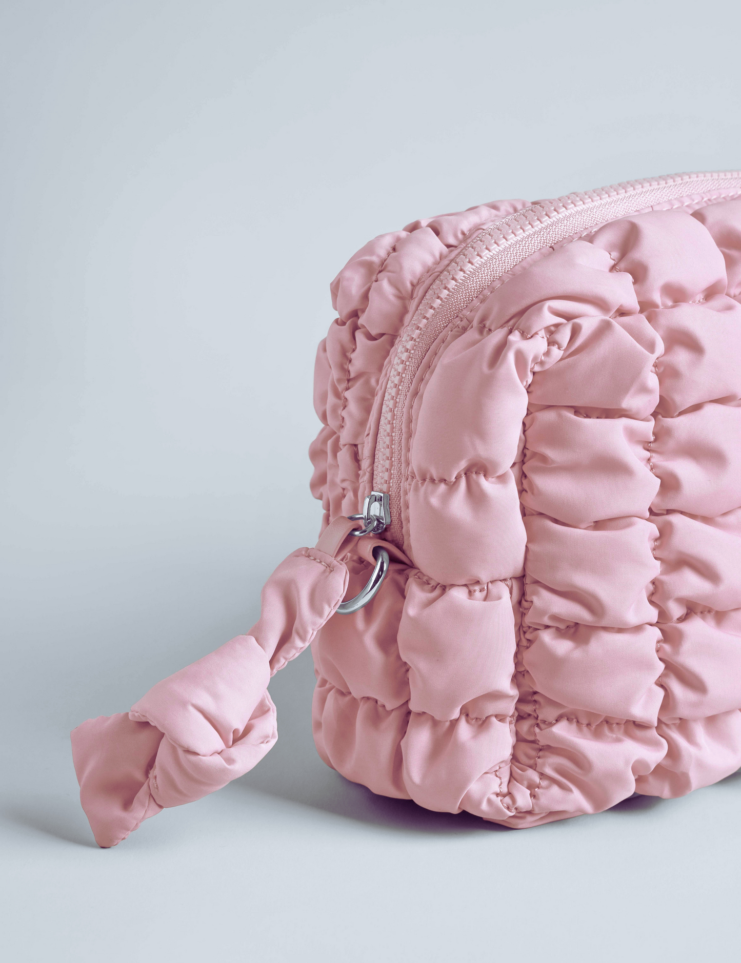 Quilted Makeup Bag (M, Pink)