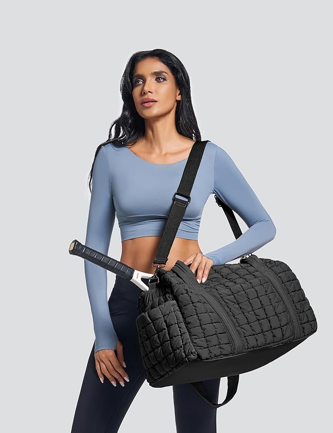 Quilted Travel Duffle Bag (Black)