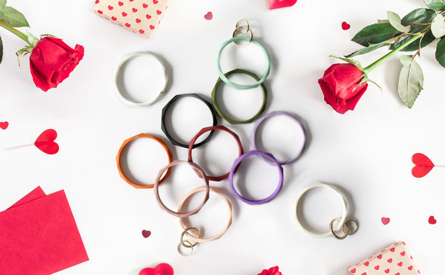 Mymazn Key Ring Bracelet Wristlet Keychain Bangle Keyring For Women, Acetate Roun | ChicGrl